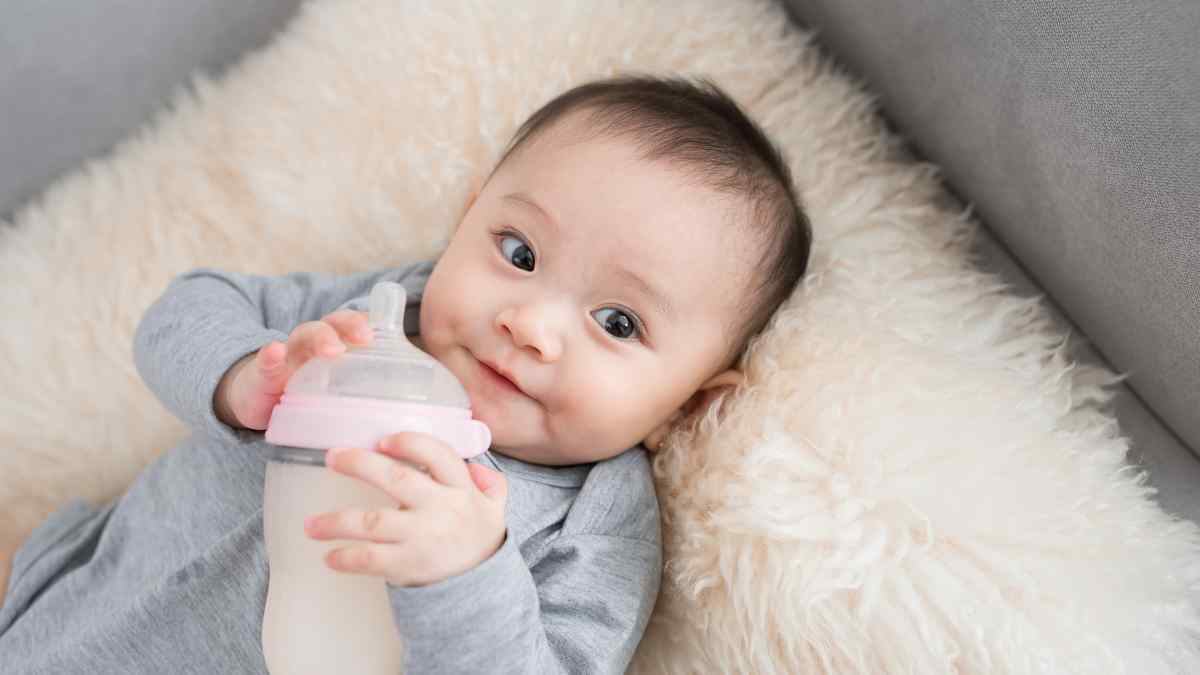 Crafting the Perfect Mix Understanding Baby Formula Ratios with Distilled Water Baby Water