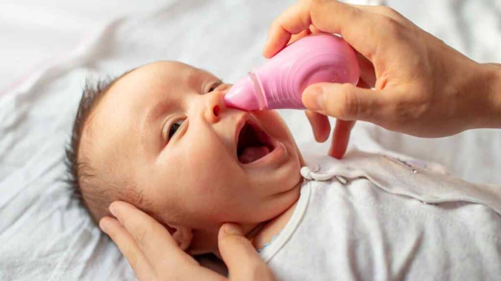 Nasal rinse tool for baby.