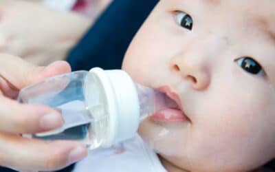 The Effects of Water Intake on Baby’s Weight Gain and Growth When Using Distilled Water for Formula