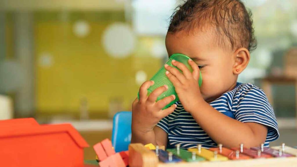 green sippy cups