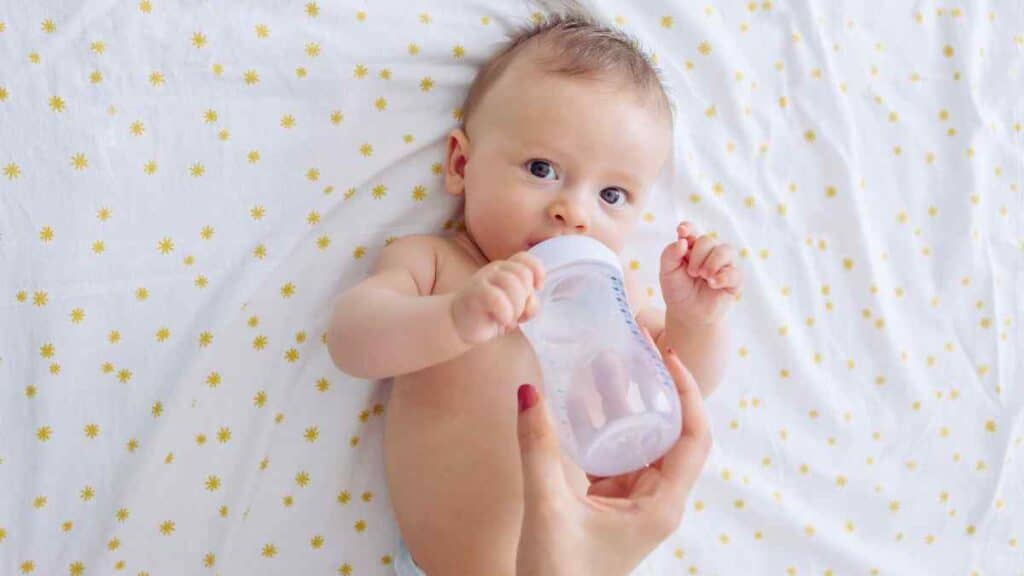 baby drinks alone