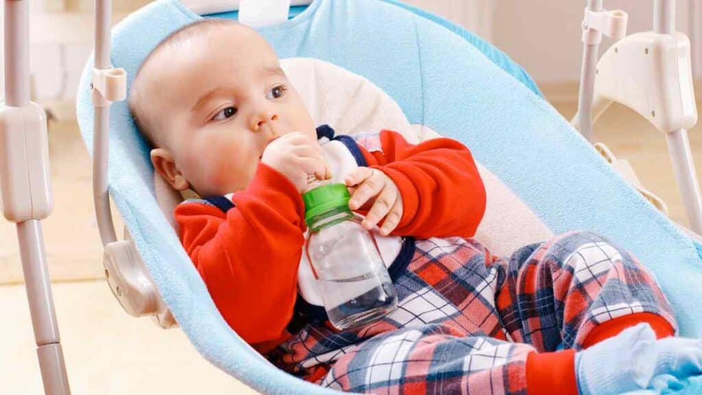 Baby with colorful clothes.