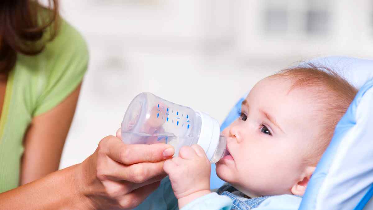 When Do Babies Drink Water? Understanding Your Baby's Needs Baby Water