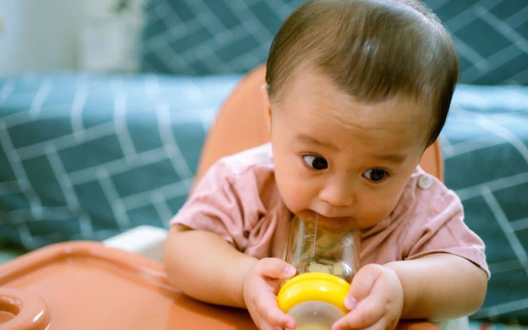 Introducing Water to 8-Month-Olds: Advice for New Parents