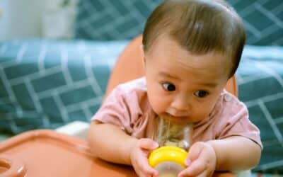 Introducing Water to 8-Month-Olds: Advice for New Parents