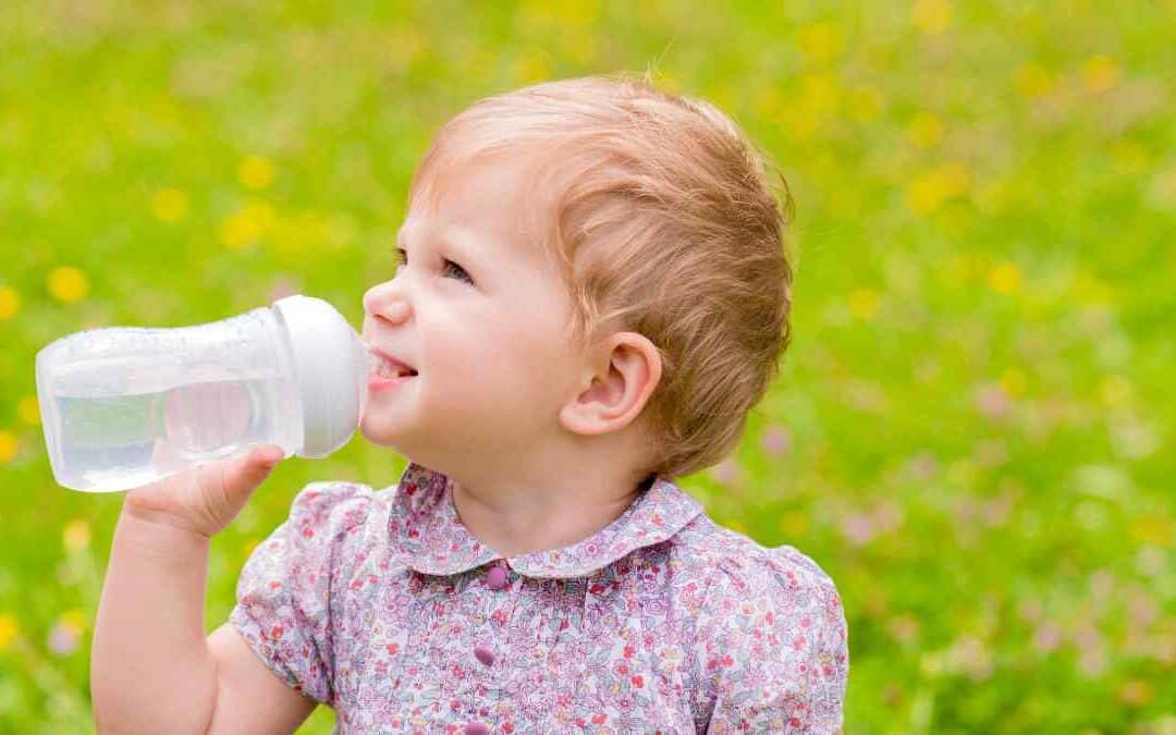 When Can My Baby Drink Water? Tips for New Parents