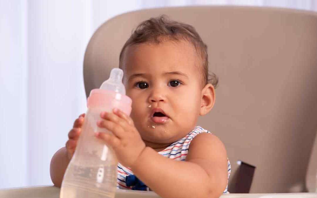 When Do Babies Start Drinking Water? Understanding Your Baby’s Needs