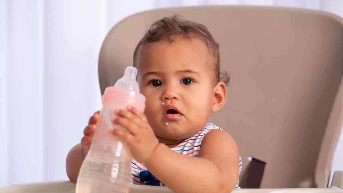 when-do-babies-start-drinking-water-understanding-your-baby-s-needs