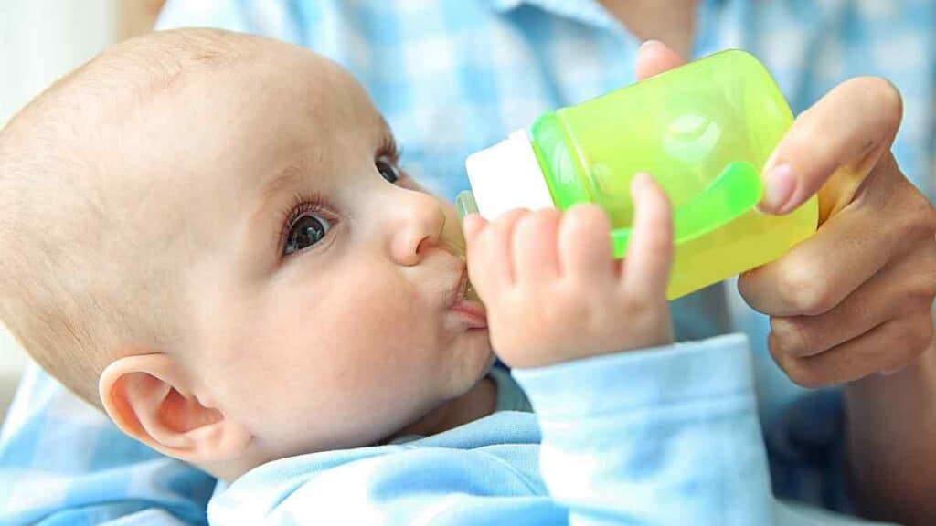 Hydration for Active Babies: Tips for Parents