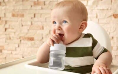 Navigating the Waters: When to Start Offering Water to Your Baby?